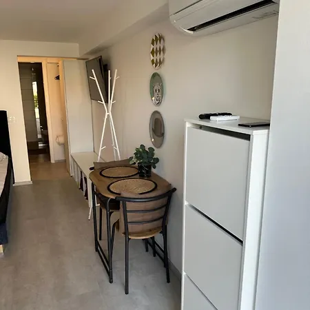 Abby Apartma