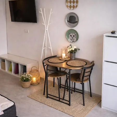 Abby Apartman